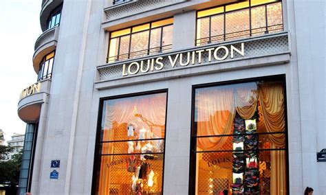 louis vuitton clothing brands